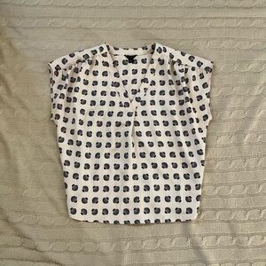 Women's Cream/White and Black Seashell Top